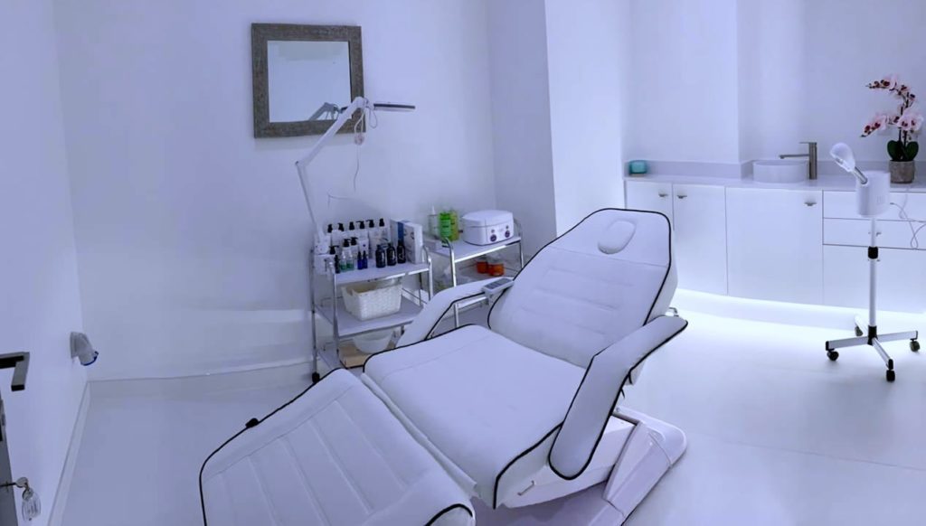 Qualifications, Licenses & Insurance For Laser Hair Removal